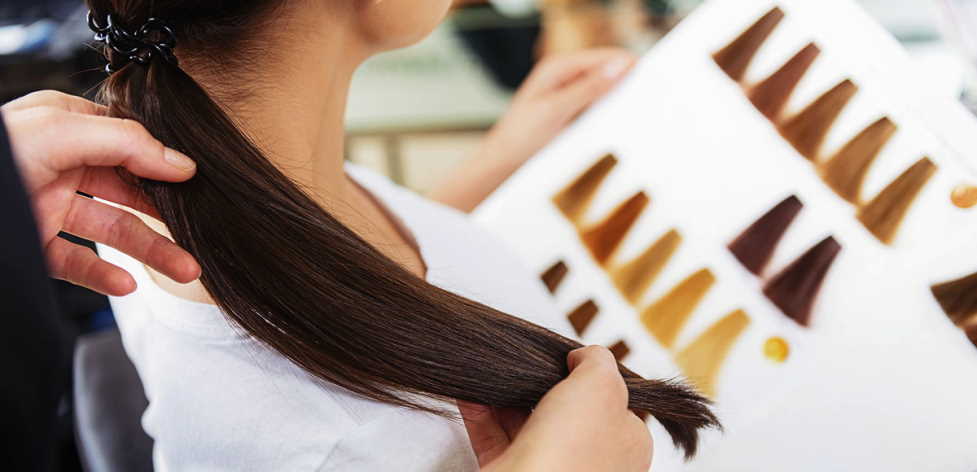 Choosing Salon For Hair Dyeing – Rosen Voile